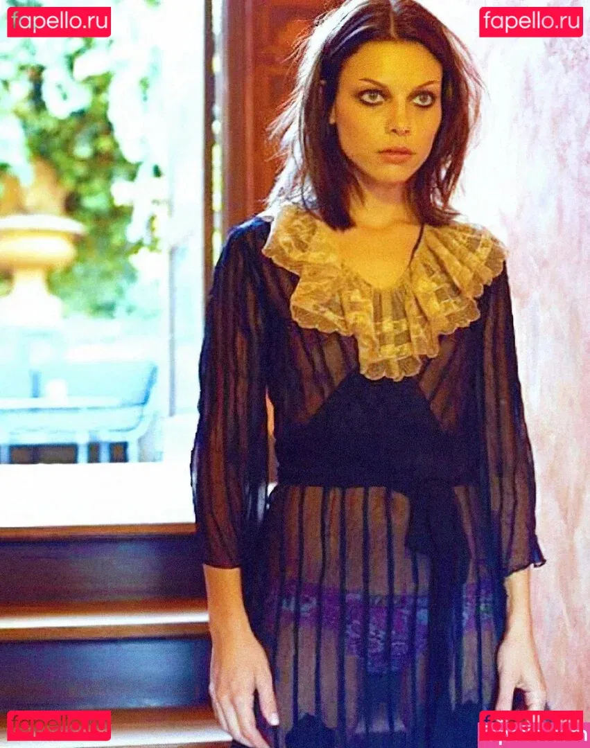 Lauren German Onlyfans Photo Gallery 