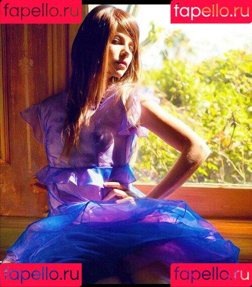 Lauren German Onlyfans Photo Gallery 