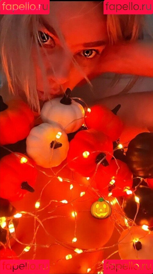 Lauren German Onlyfans Photo Gallery 