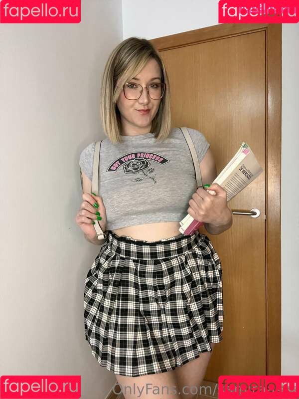 Mia Cruz Nude Onlyfans Photo 40