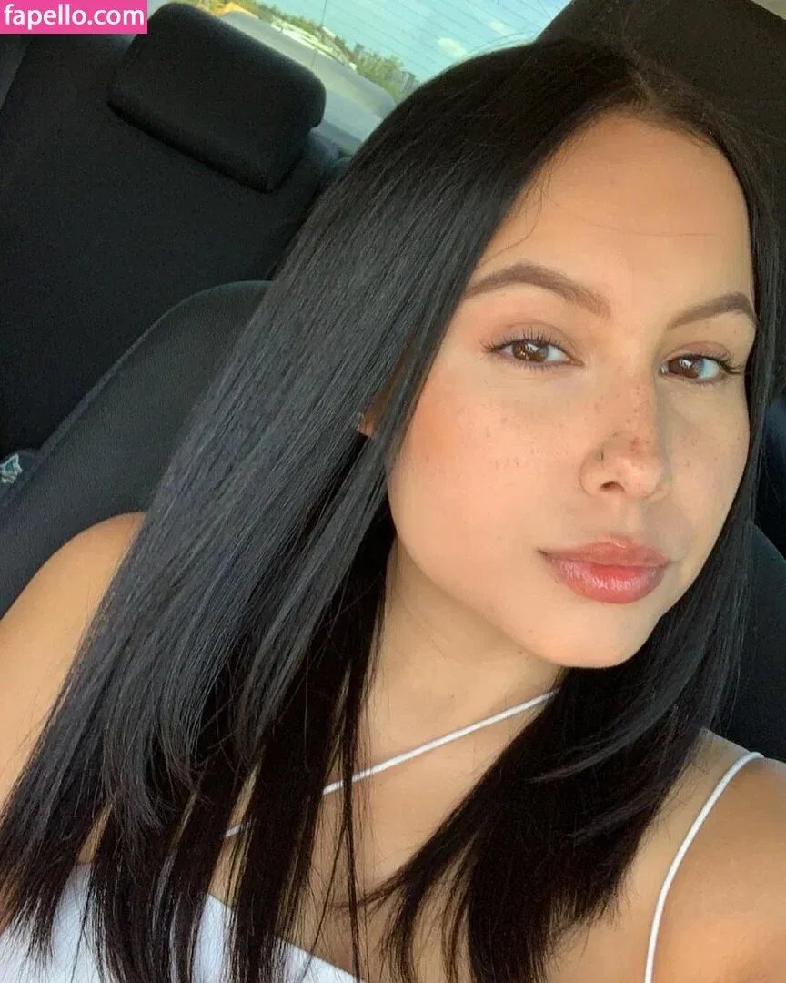 Alejandramariaxo Onlyfans Photo Gallery 