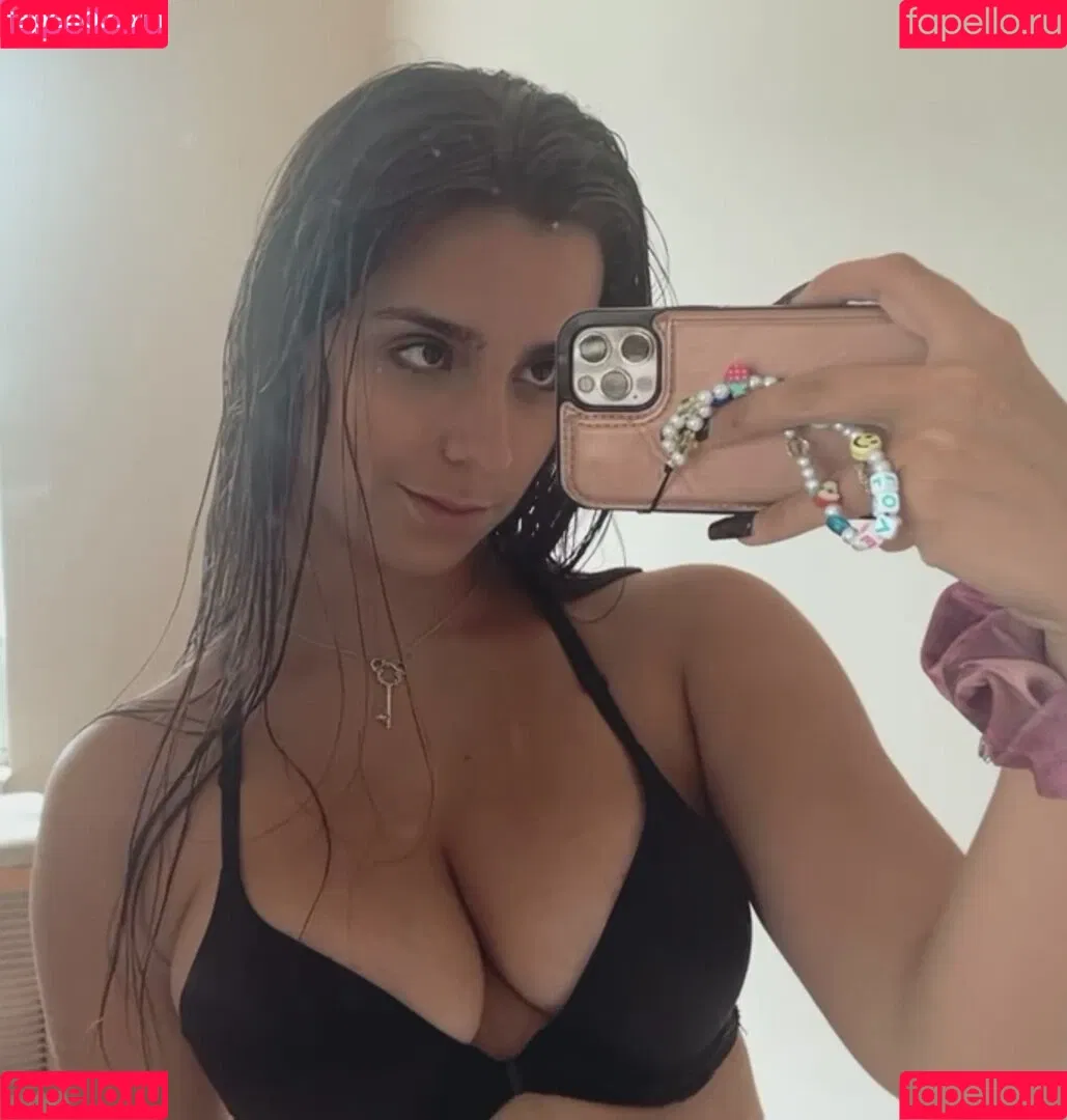 Theodora Moutinho Onlyfans Photo Gallery 