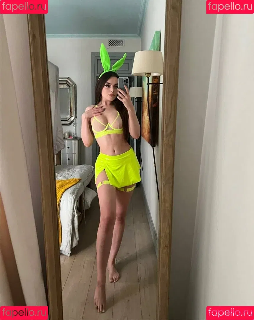 webdevva Onlyfans Photo Gallery 