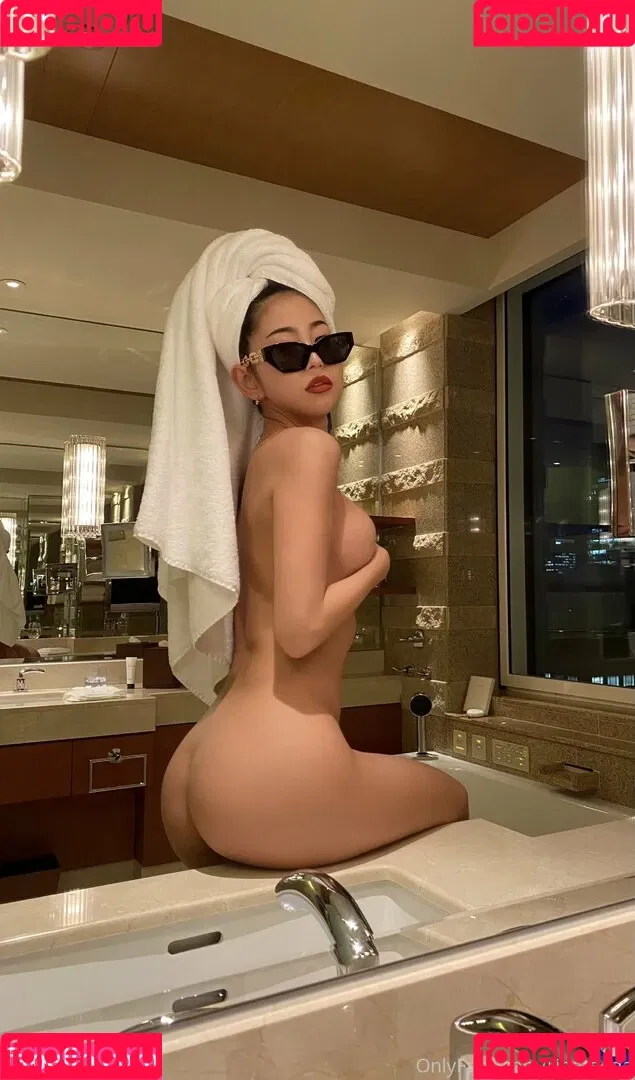 Rina Toeda Onlyfans Photo Gallery 