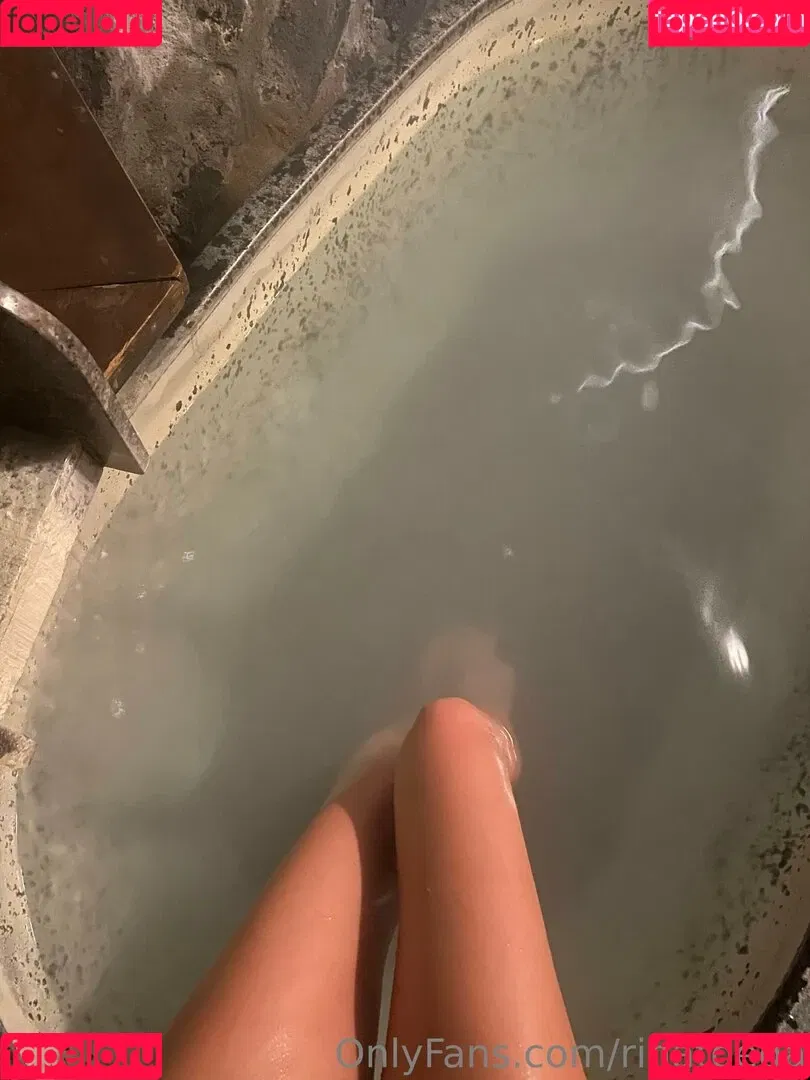 Rina Toeda Onlyfans Photo Gallery 