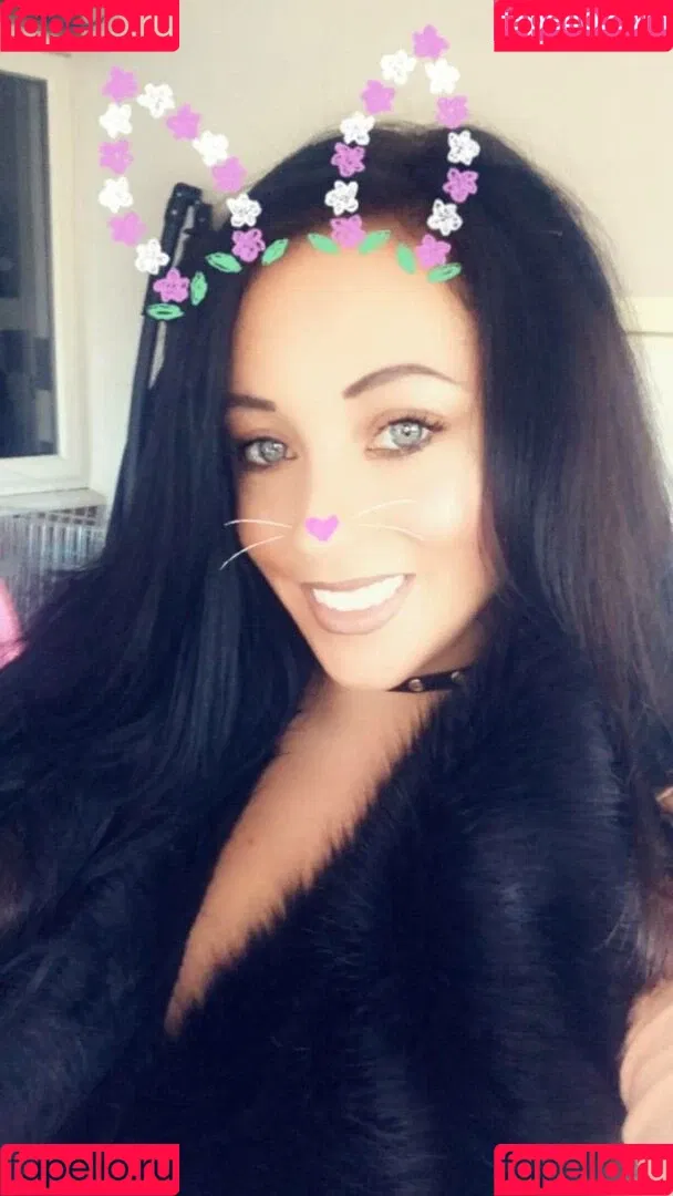 Kelly Louise Sheridan Onlyfans Photo Gallery 