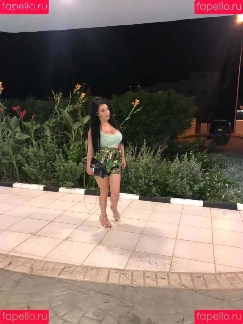 Kelly Louise Sheridan Onlyfans Photo Gallery 