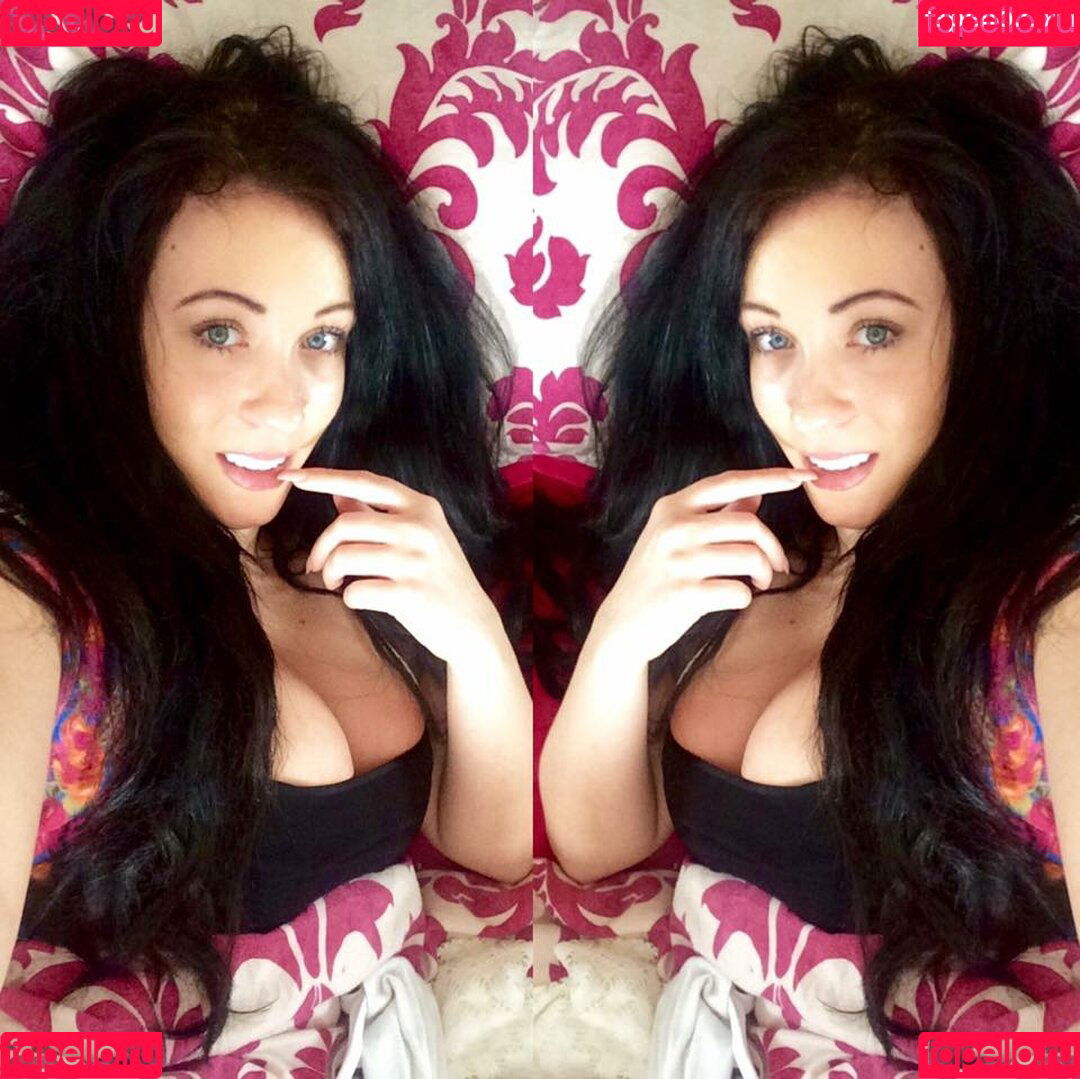 Kelly Louise Sheridan Onlyfans Photo Gallery 