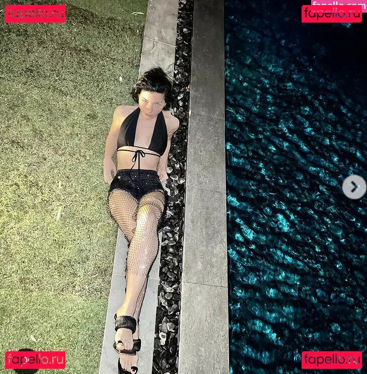 Merve Bolugur Onlyfans Photo Gallery 