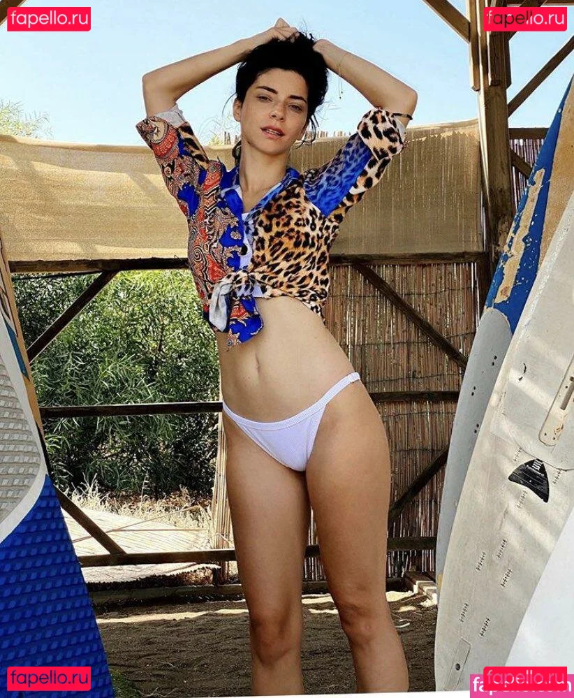 Merve Bolugur Onlyfans Photo Gallery 