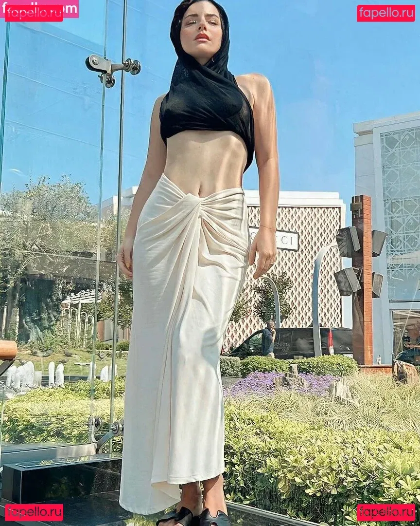 Merve Bolugur Onlyfans Photo Gallery 