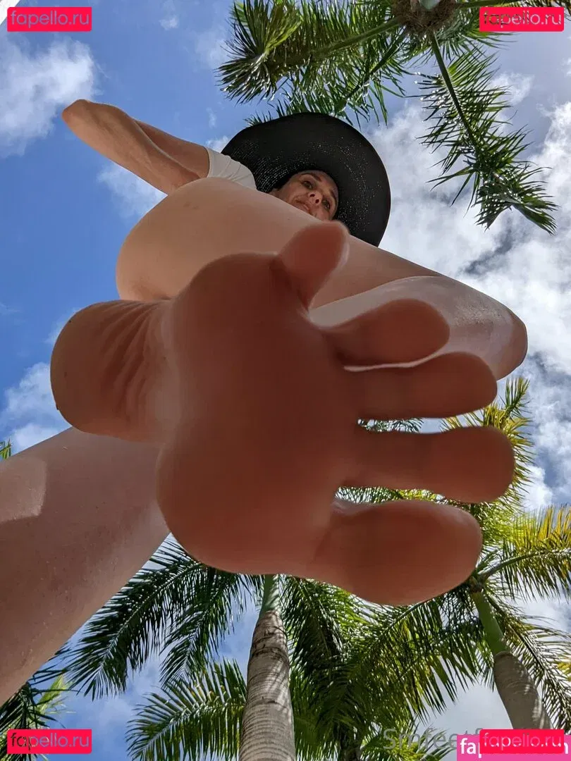 giantessmason Onlyfans Photo Gallery 