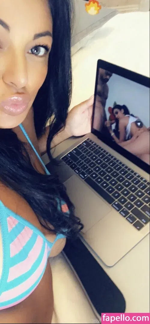 sluttyjennaxo Onlyfans Photo Gallery 