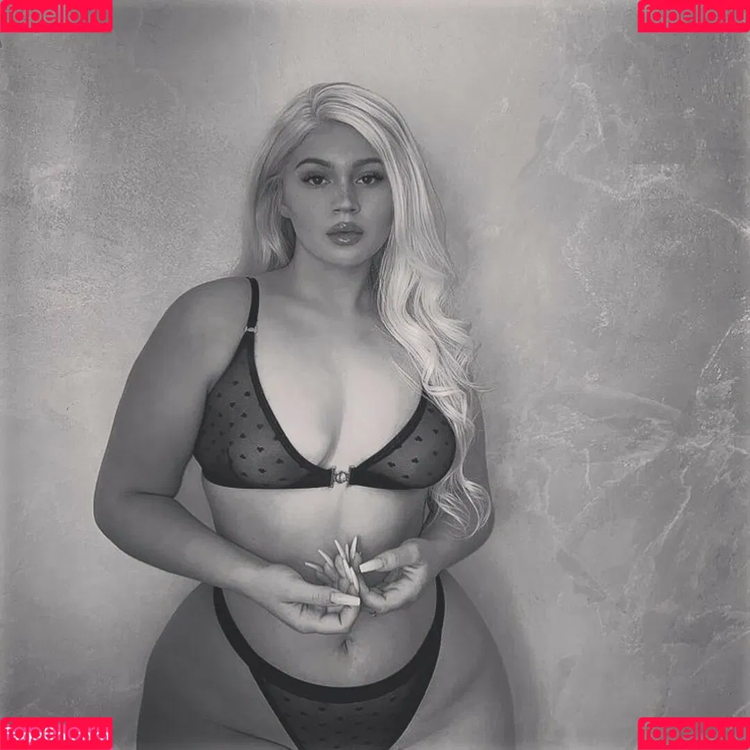 Valeria Vendetta Onlyfans Photo Gallery 