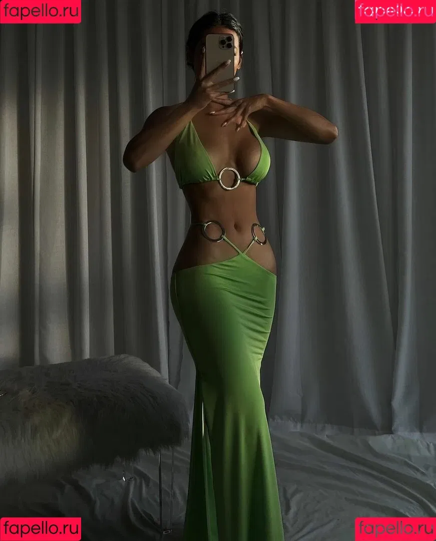 gold.gypsy Onlyfans Photo Gallery 