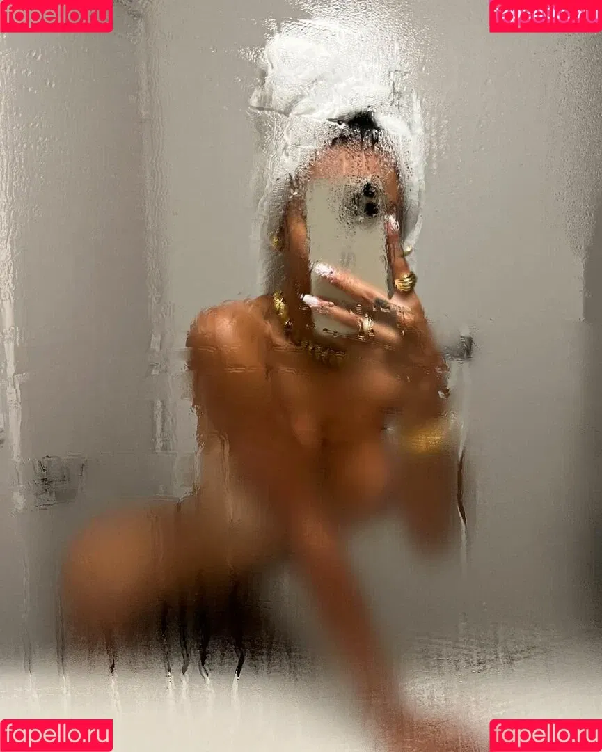 gold.gypsy Onlyfans Photo Gallery 