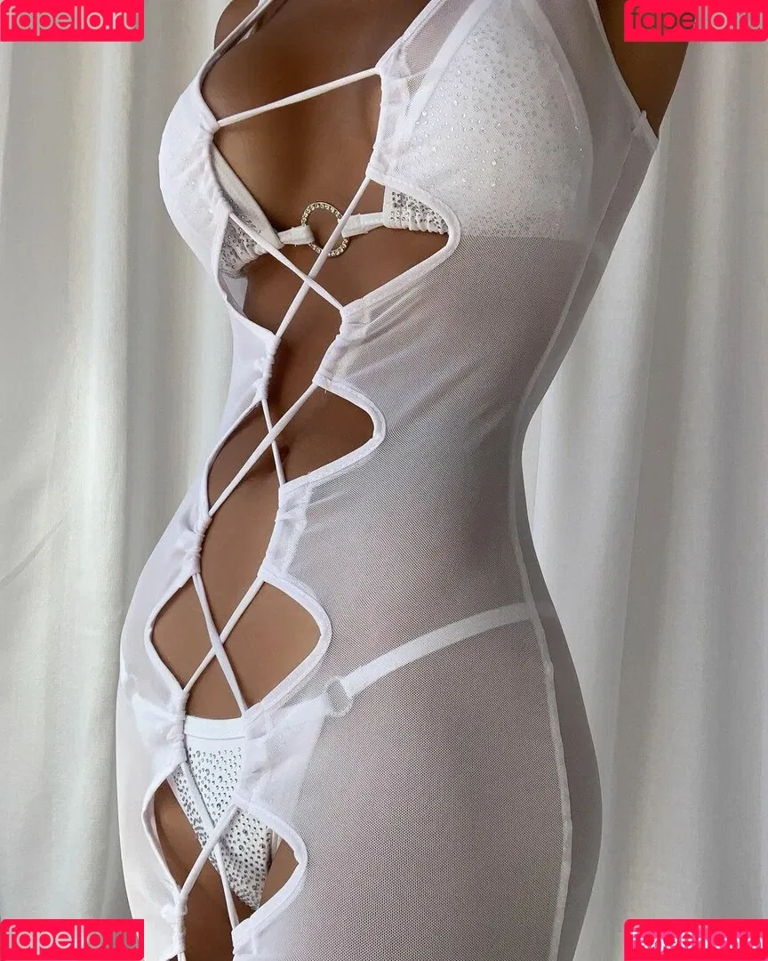 gold.gypsy Onlyfans Photo Gallery 