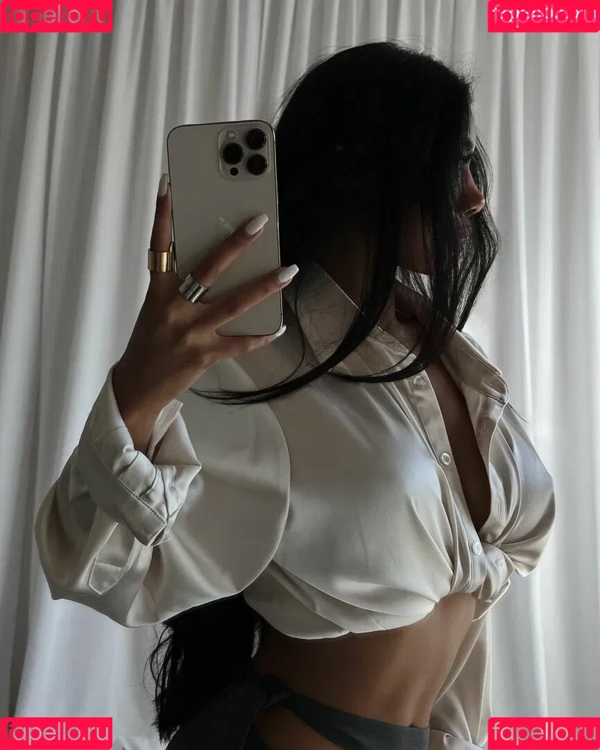 gold.gypsy Onlyfans Photo Gallery 