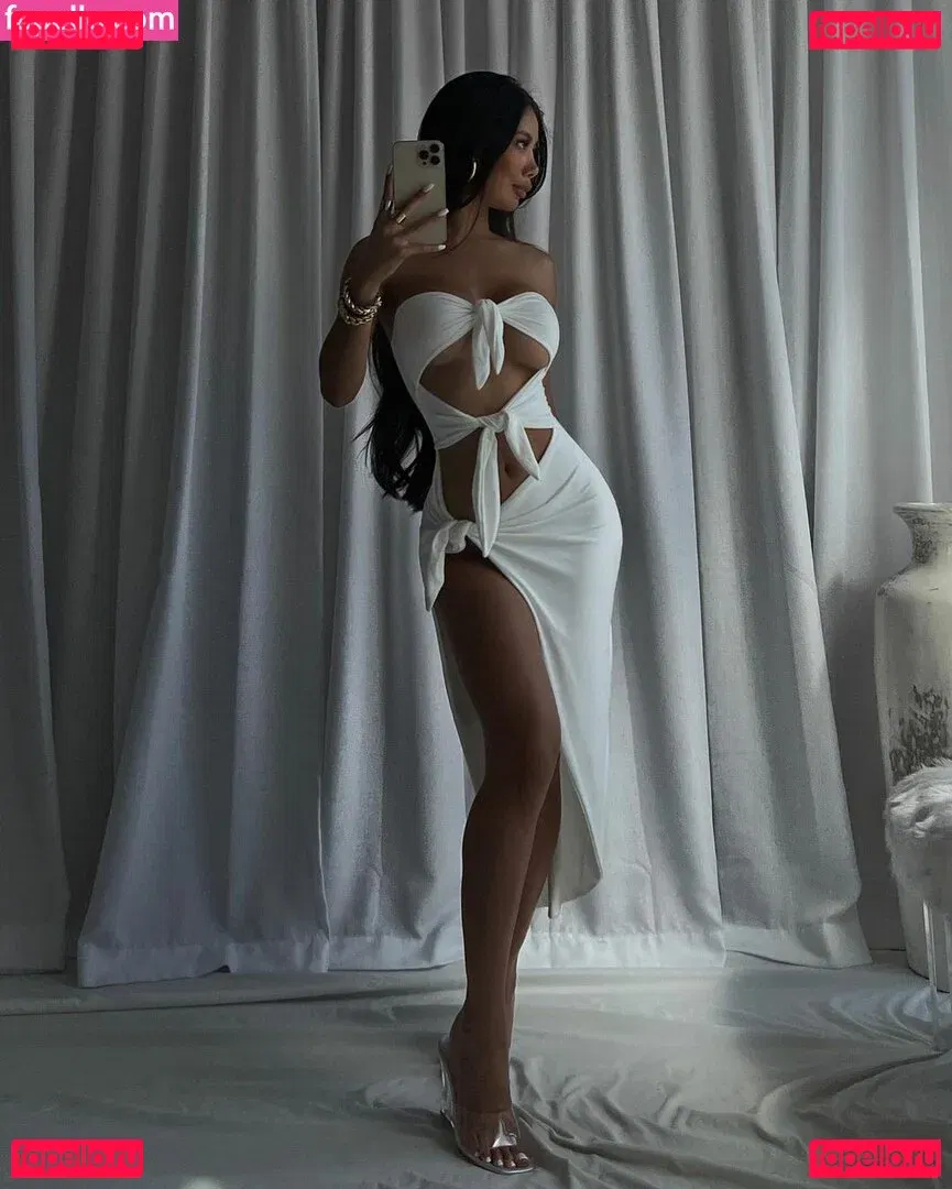 gold.gypsy Onlyfans Photo Gallery 