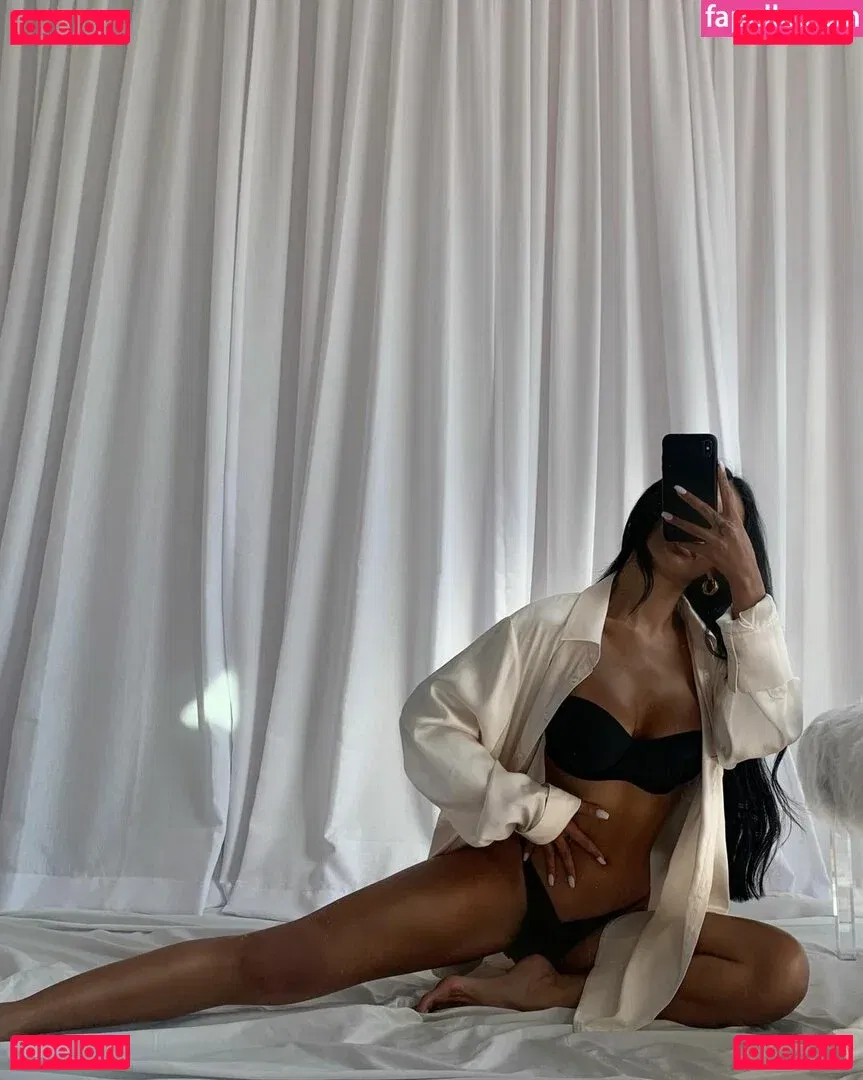 gold.gypsy Onlyfans Photo Gallery 