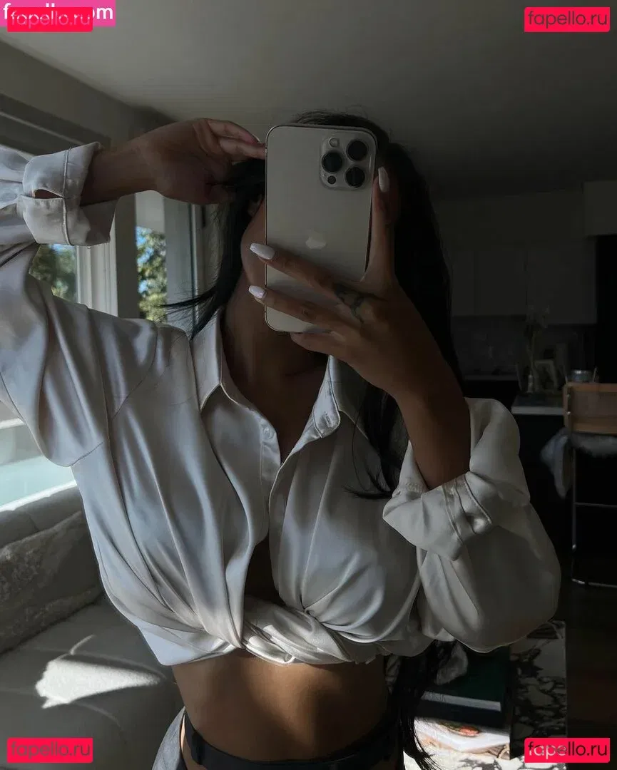 gold.gypsy Onlyfans Photo Gallery 