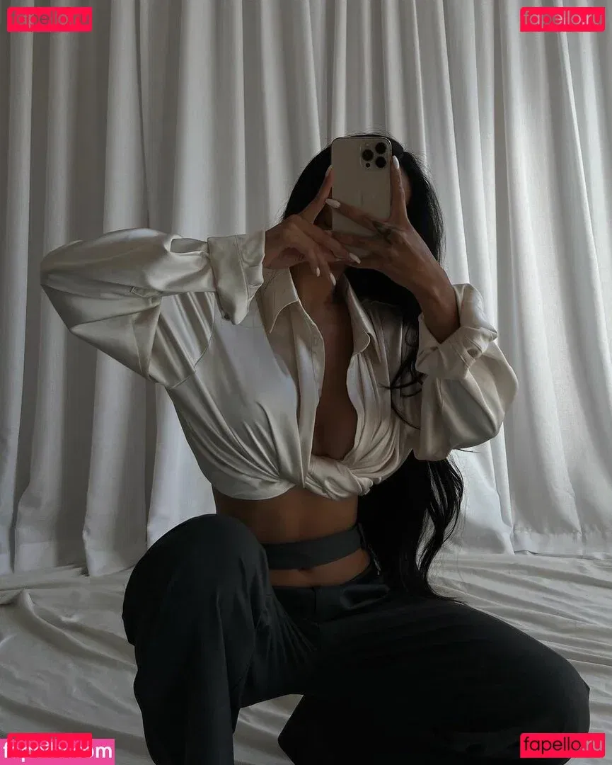 gold.gypsy Onlyfans Photo Gallery 