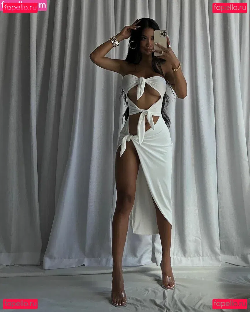 gold.gypsy Onlyfans Photo Gallery 