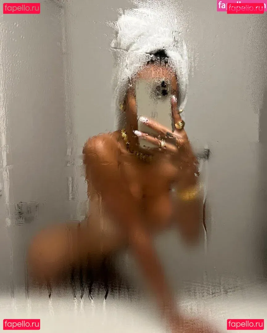 gold.gypsy Onlyfans Photo Gallery 