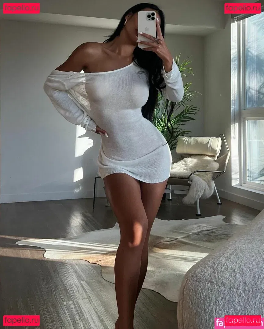 gold.gypsy Onlyfans Photo Gallery 