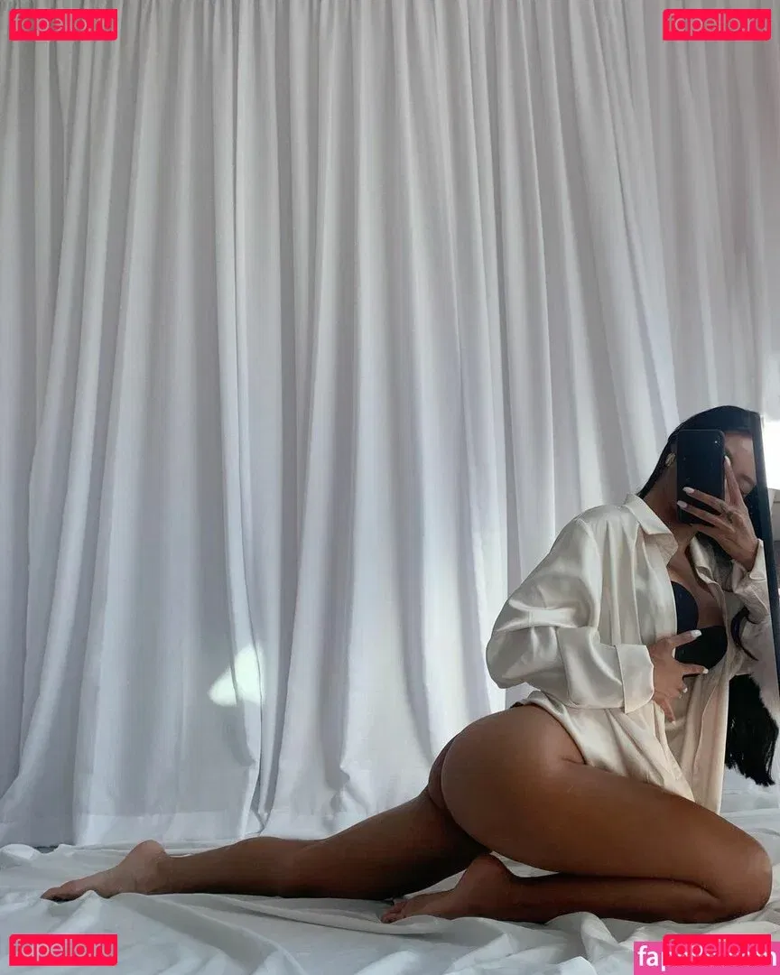 gold.gypsy Onlyfans Photo Gallery 