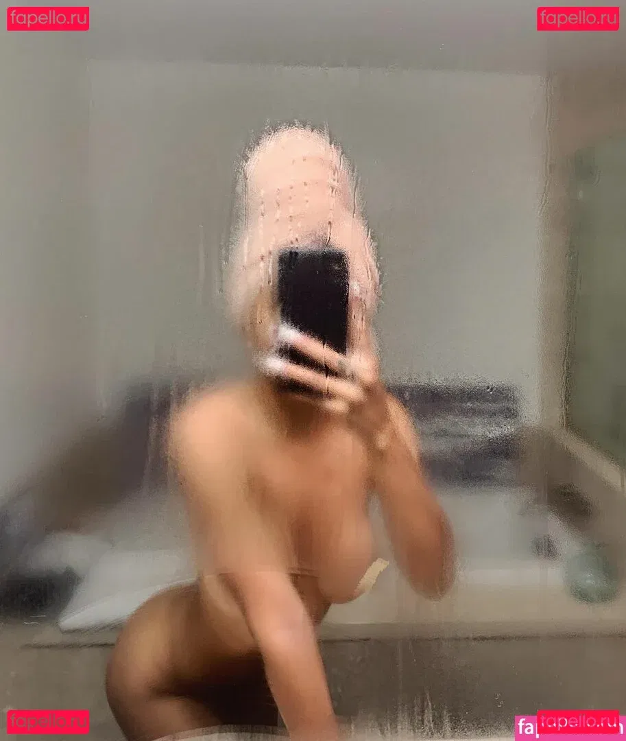 gold.gypsy Onlyfans Photo Gallery 