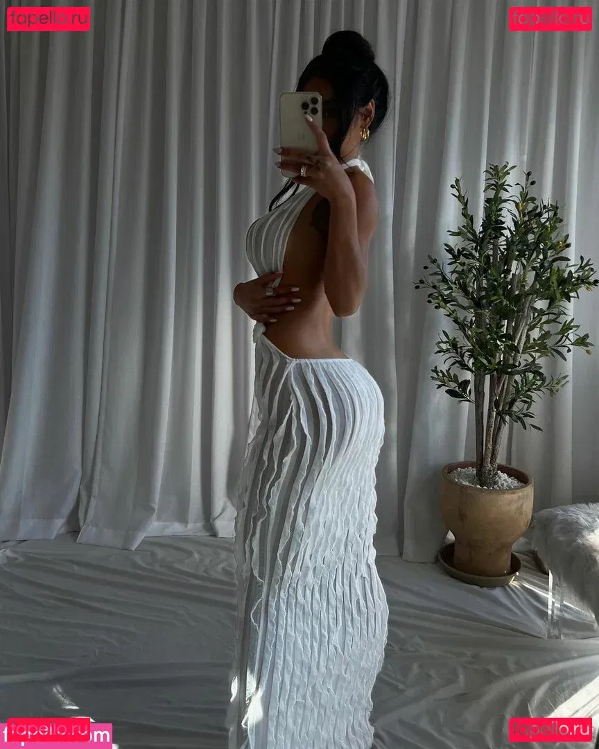 gold.gypsy Onlyfans Photo Gallery 