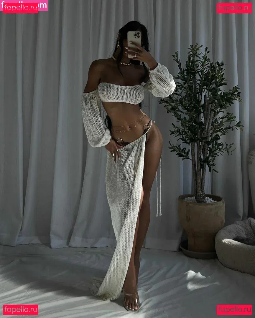 gold.gypsy Onlyfans Photo Gallery 