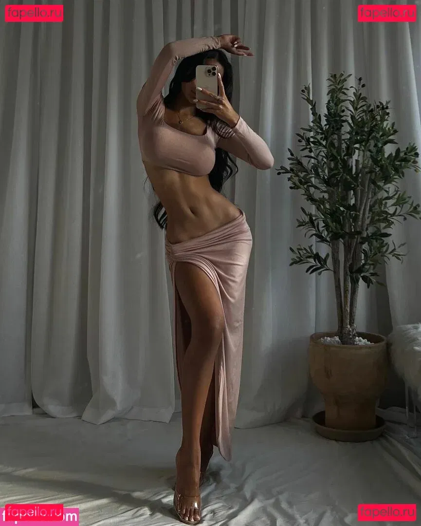 gold.gypsy Onlyfans Photo Gallery 