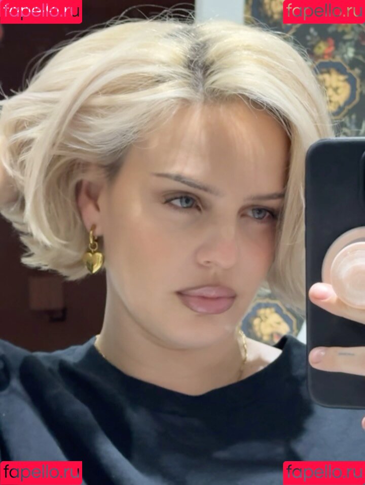 ayanami_reii Onlyfans Photo Gallery 