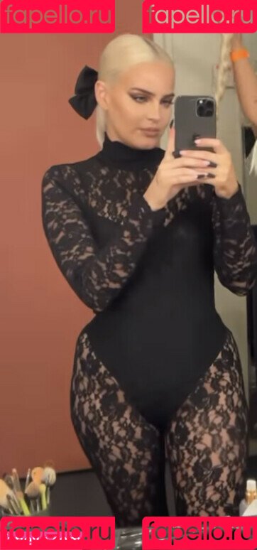 ayanami_reii Onlyfans Photo Gallery 