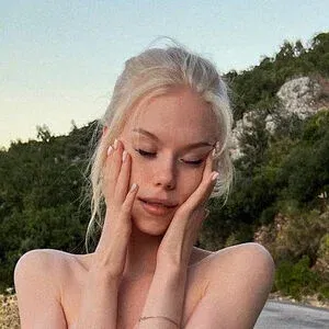 Sonyaplush Onlyfans Photo Gallery 