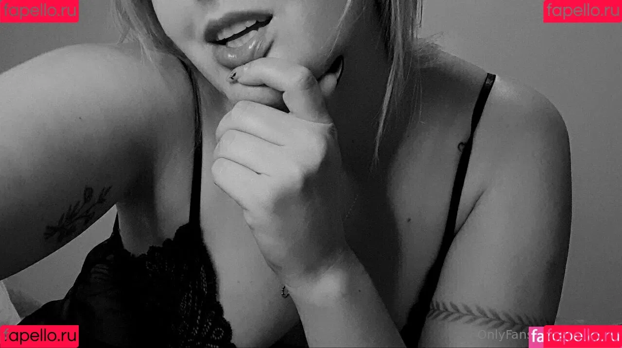 maifree Onlyfans Photo Gallery 