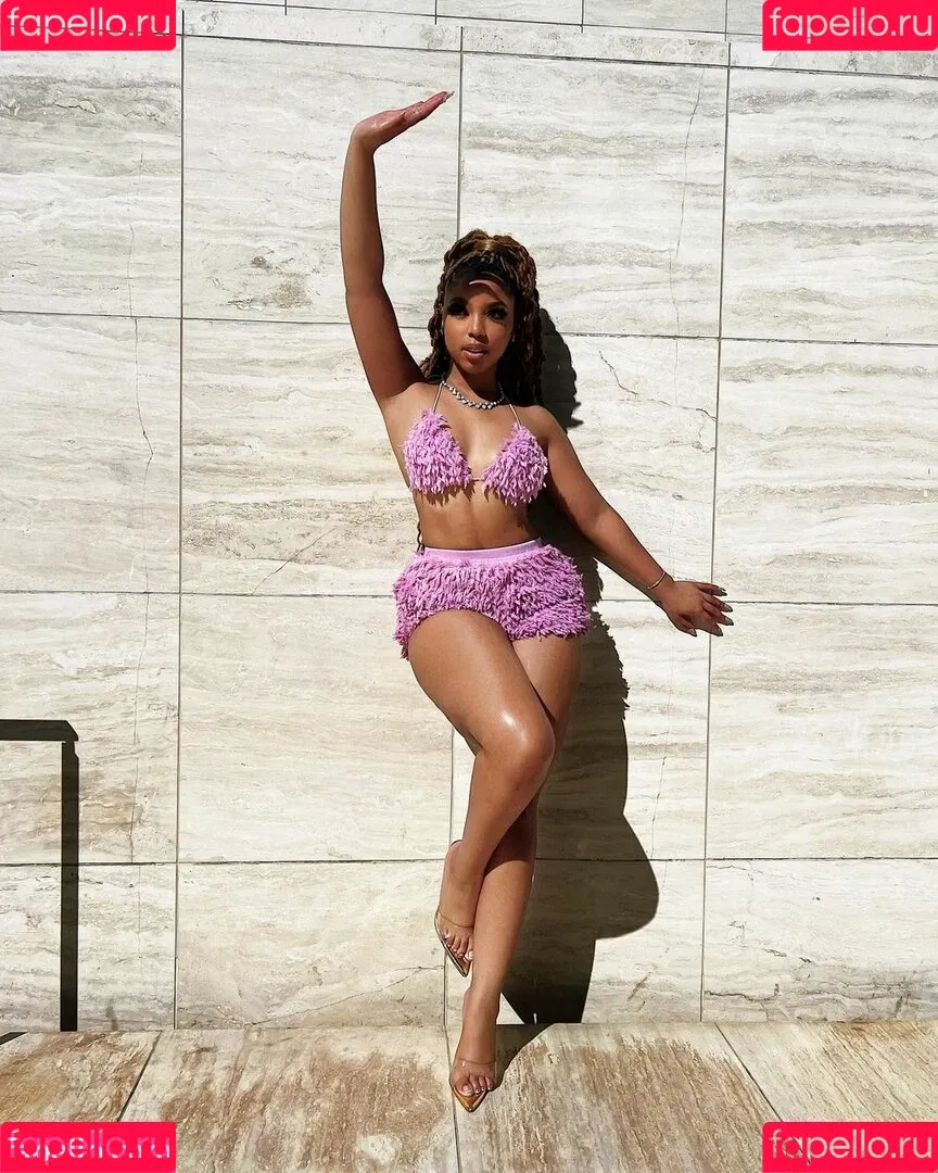 Chloe Bailey Onlyfans Photo Gallery 