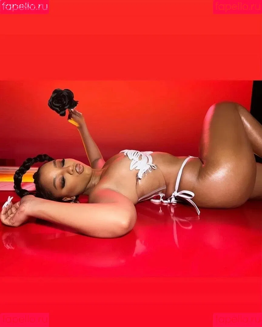 Chloe Bailey Onlyfans Photo Gallery 