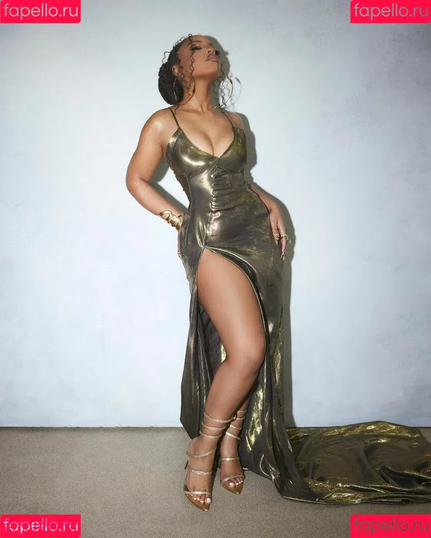 Chloe Bailey Onlyfans Photo Gallery 