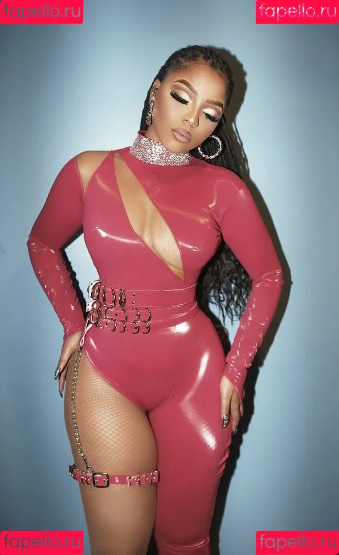 Chloe Bailey Onlyfans Photo Gallery 