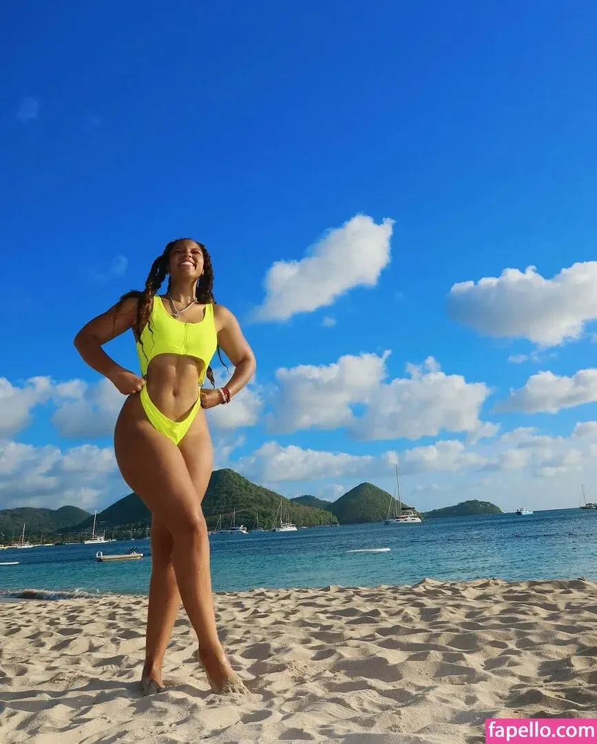 Chloe Bailey Onlyfans Photo Gallery 