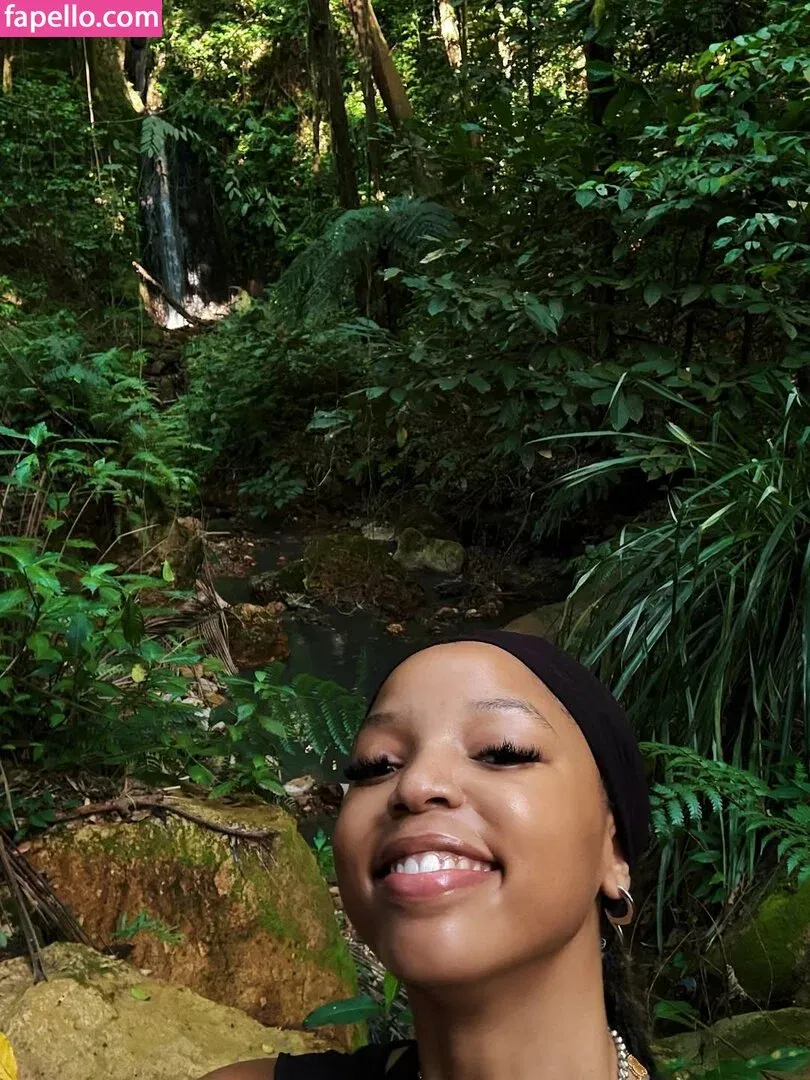 Chloe Bailey Onlyfans Photo Gallery 