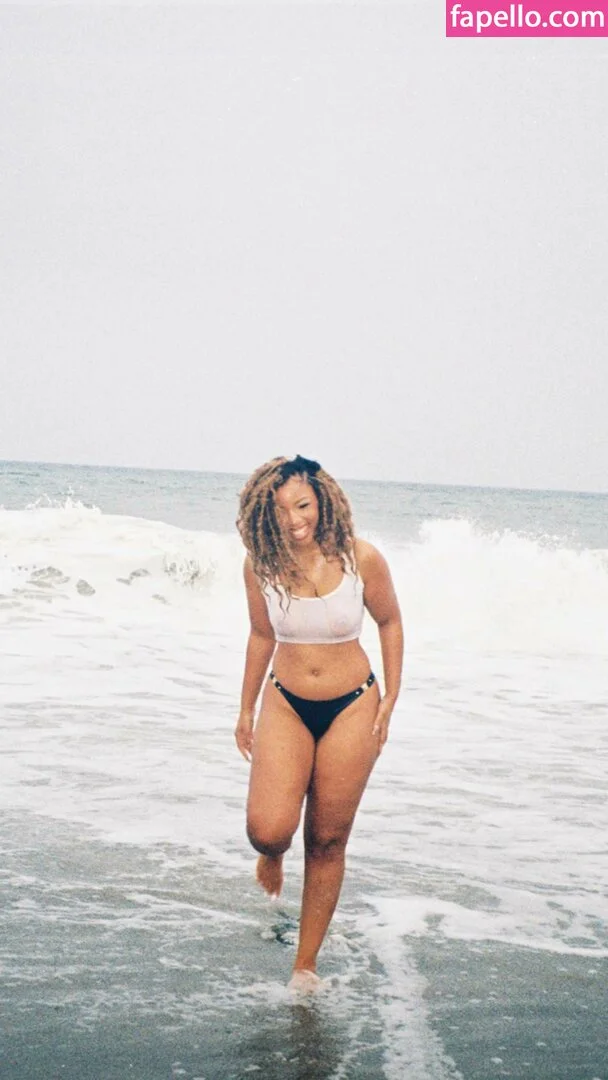 Chloe Bailey Onlyfans Photo Gallery 