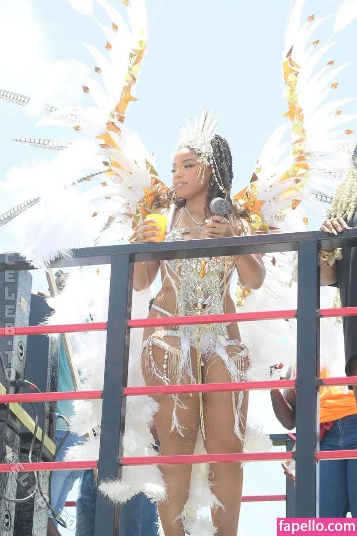 Chloe Bailey Onlyfans Photo Gallery 