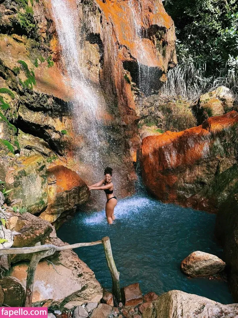 Chloe Bailey Onlyfans Photo Gallery 