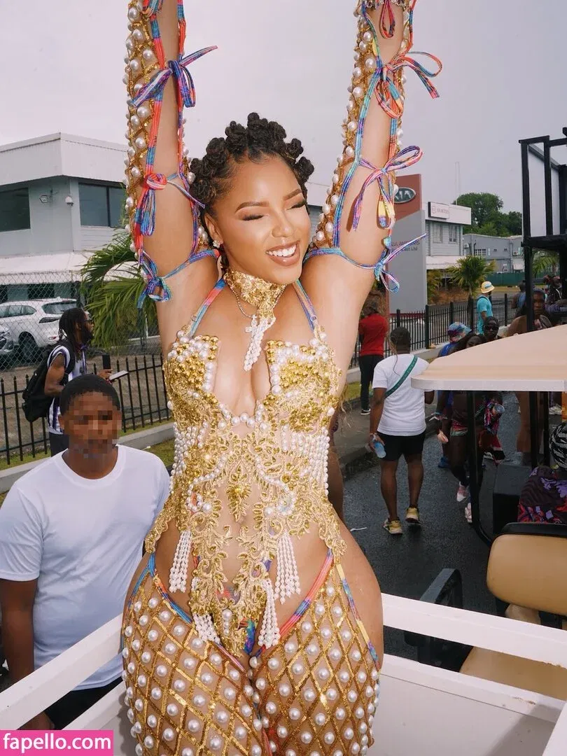 Chloe Bailey Onlyfans Photo Gallery 