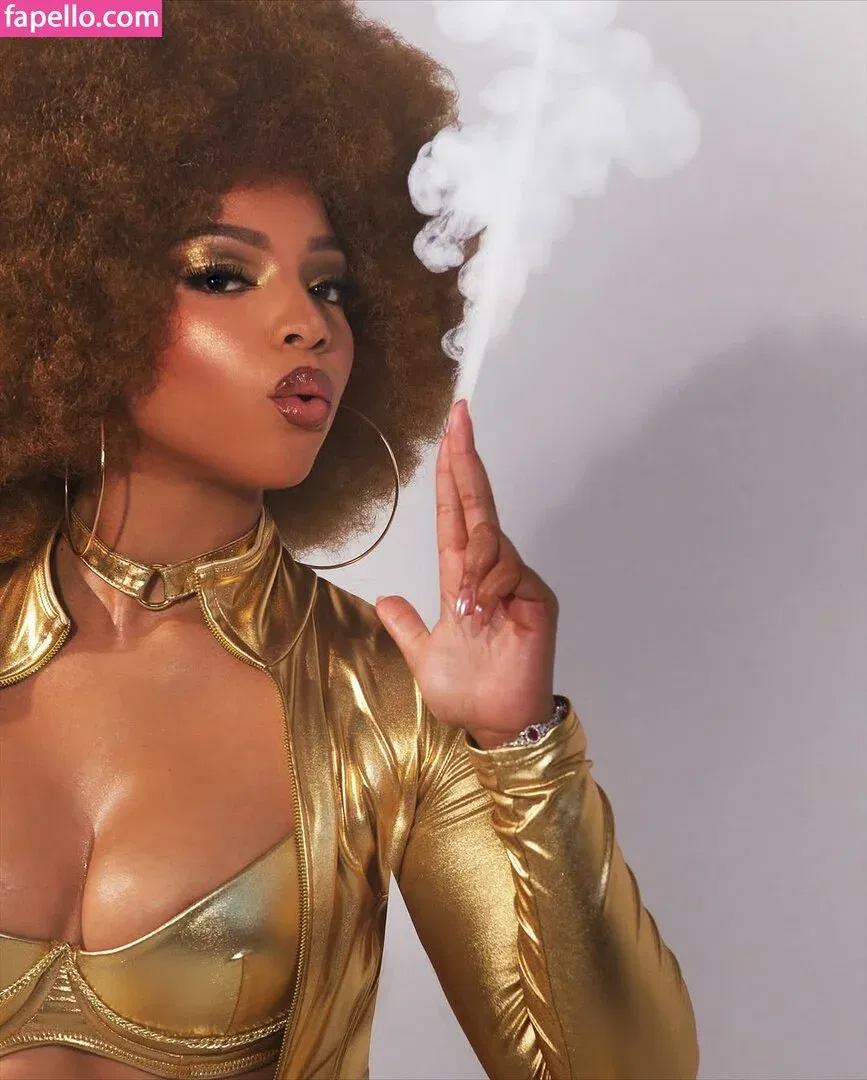 Chloe Bailey Onlyfans Photo Gallery 