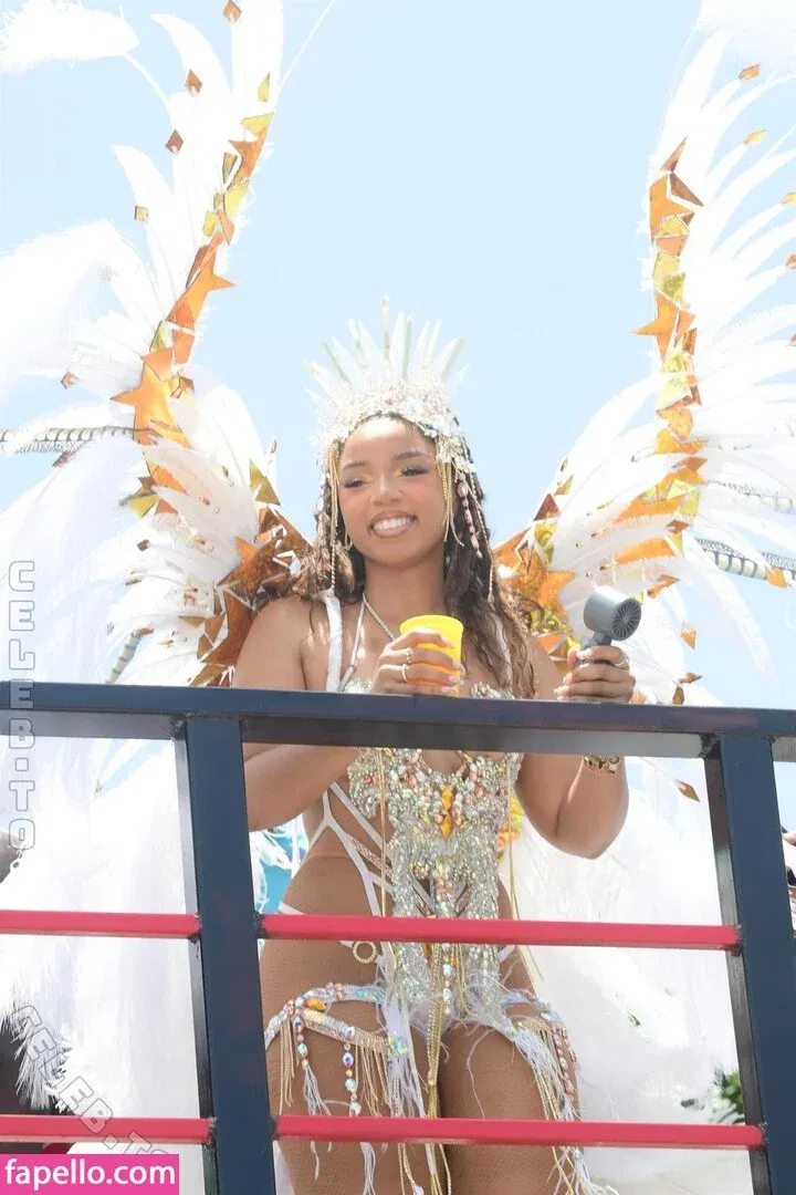 Chloe Bailey Onlyfans Photo Gallery 